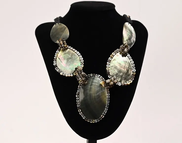 Blacklip Embroided Necklace, image 3
