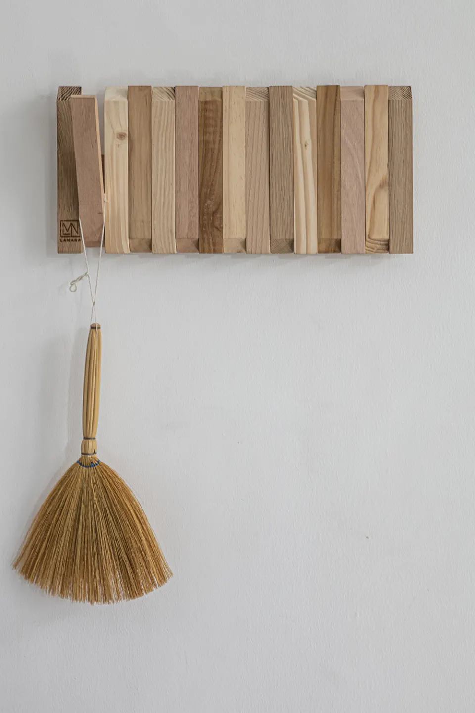 Brut Hooks, image 5