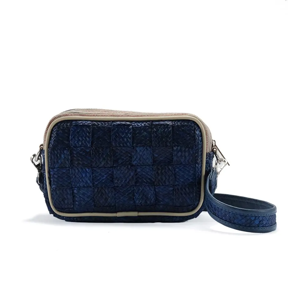 Tessa (Blue), image 1