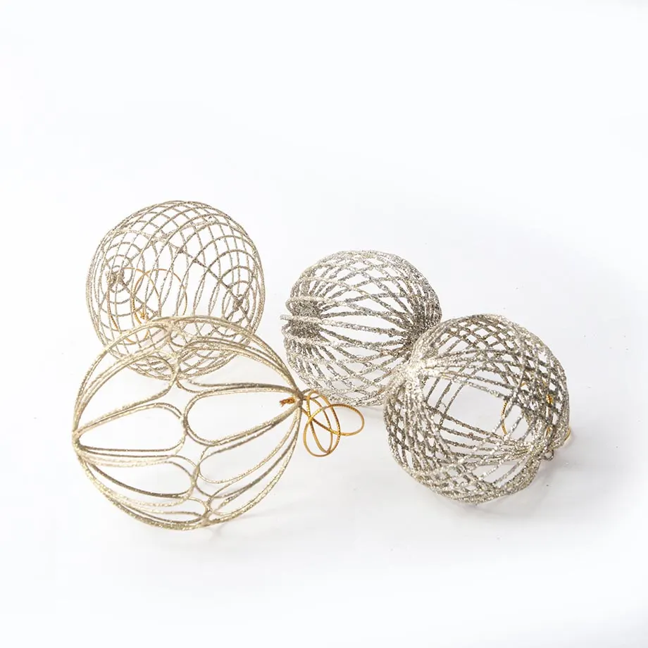 Hanging Ornament (Balls), image 1