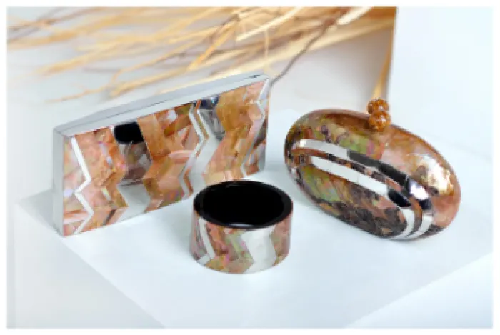 MINAUDIERE WITH BANGLE, image 1
