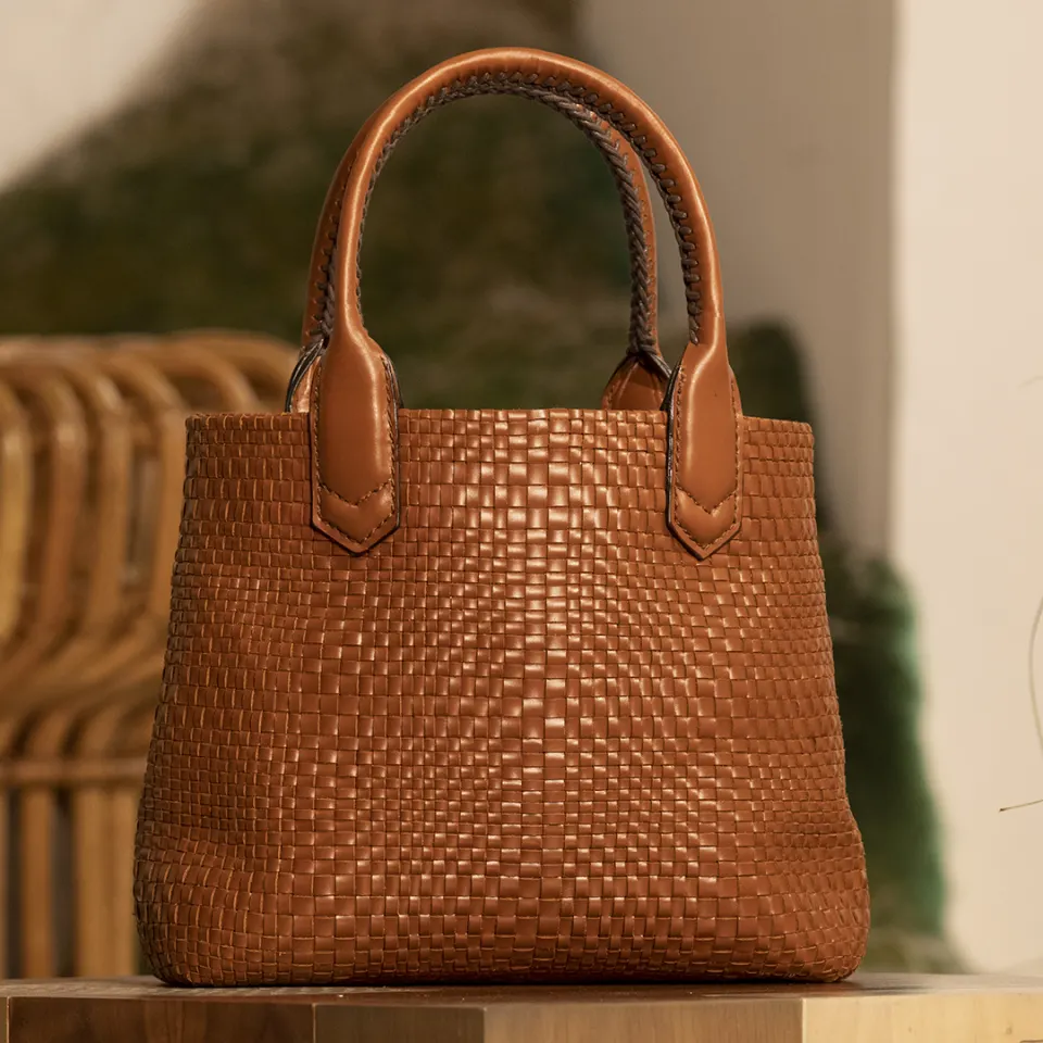VVAS OpArt Bag in Leather, image 1
