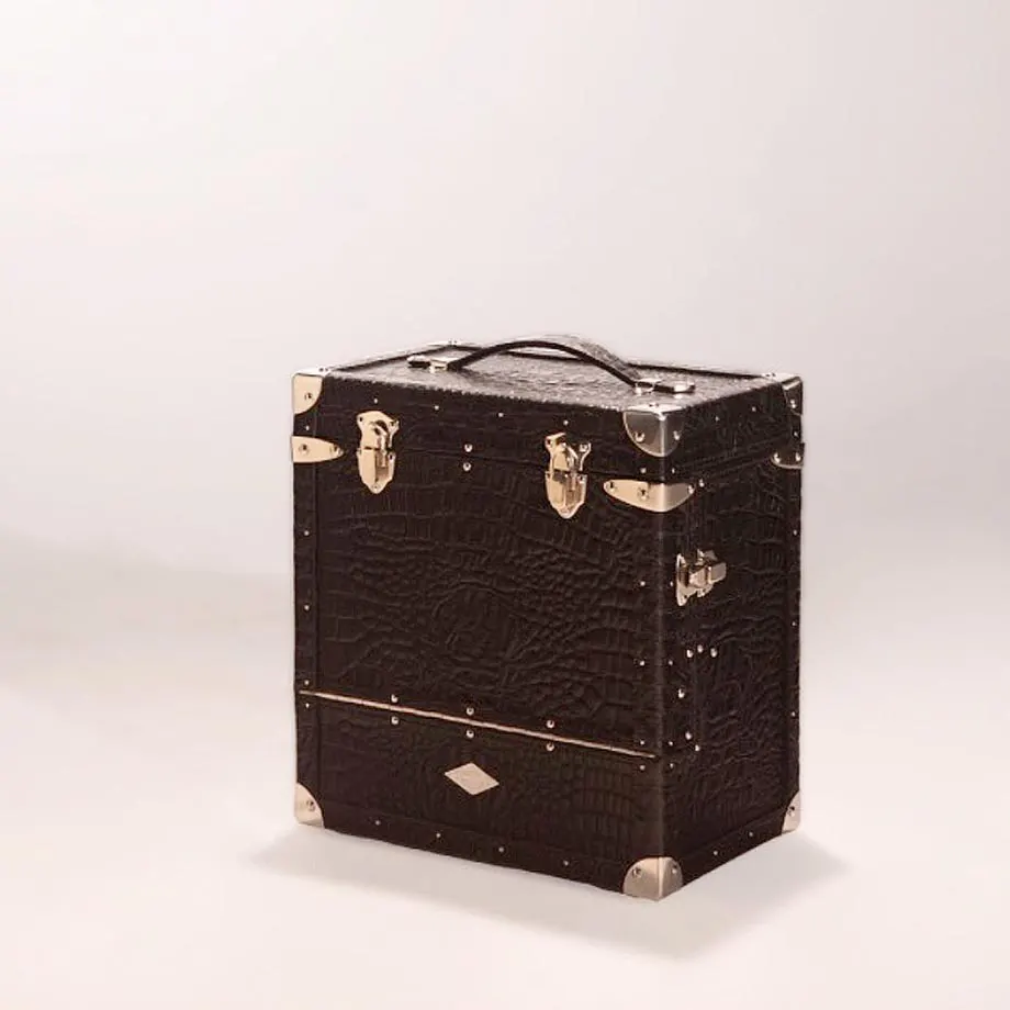 P & B Drinks Box, image 1