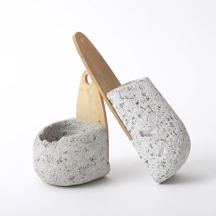 2504 & 2506 Wall-hanging flower vase, image 3