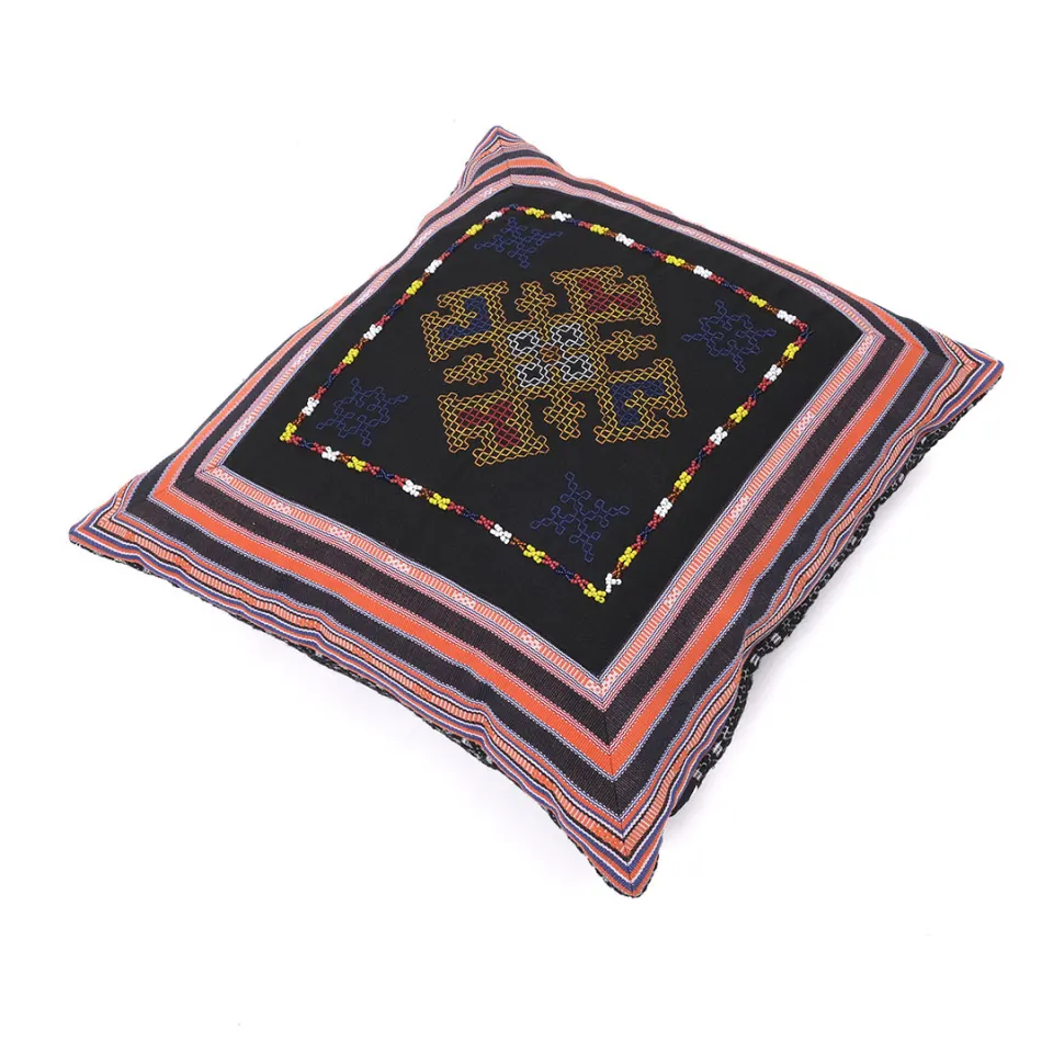 Manobo Throw Pillowcase (2 pieces), image 1