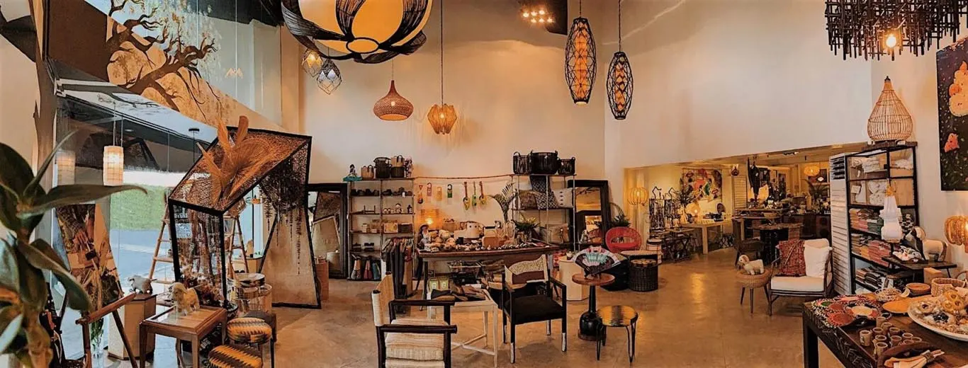 HoliCOW Store Pushes for Green Retail and Mindful Design