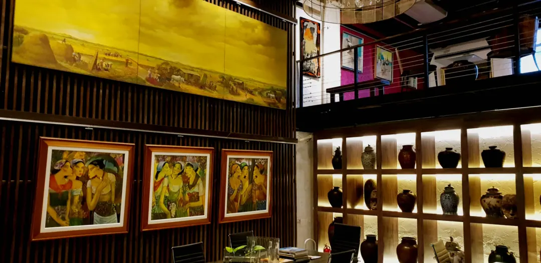 Walls gallery