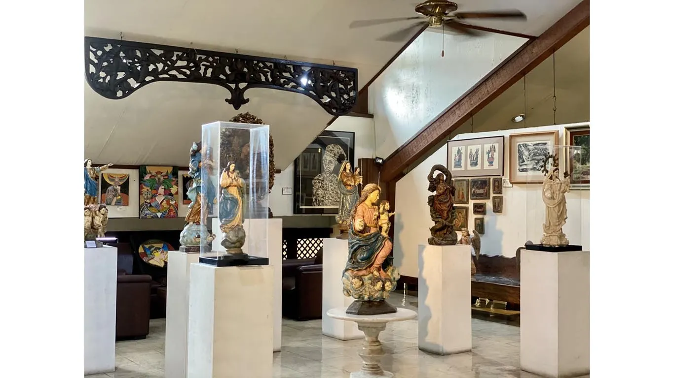 GALERIA DE LAS ISLAS