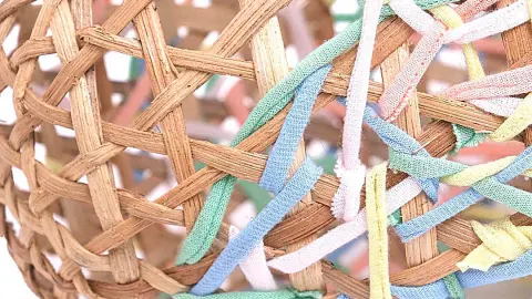 Interwoven Accents for Relaxed Spaces