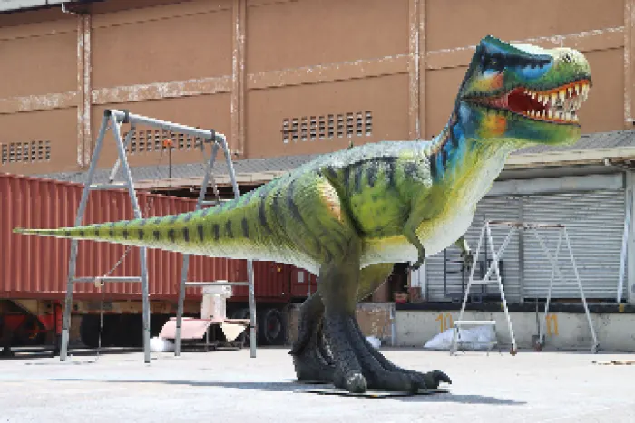 Giant 9 meter T-rex, image 4