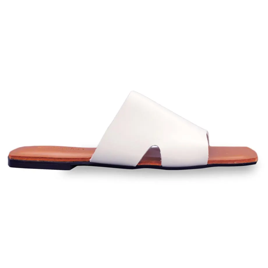 Nicola the Modern Bakya in White, image 3