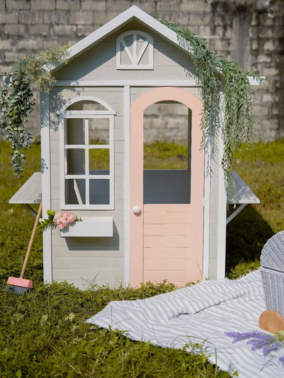 Enchanted Cottage, image 3