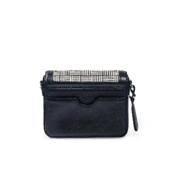 Clutch ni Tala, image 4