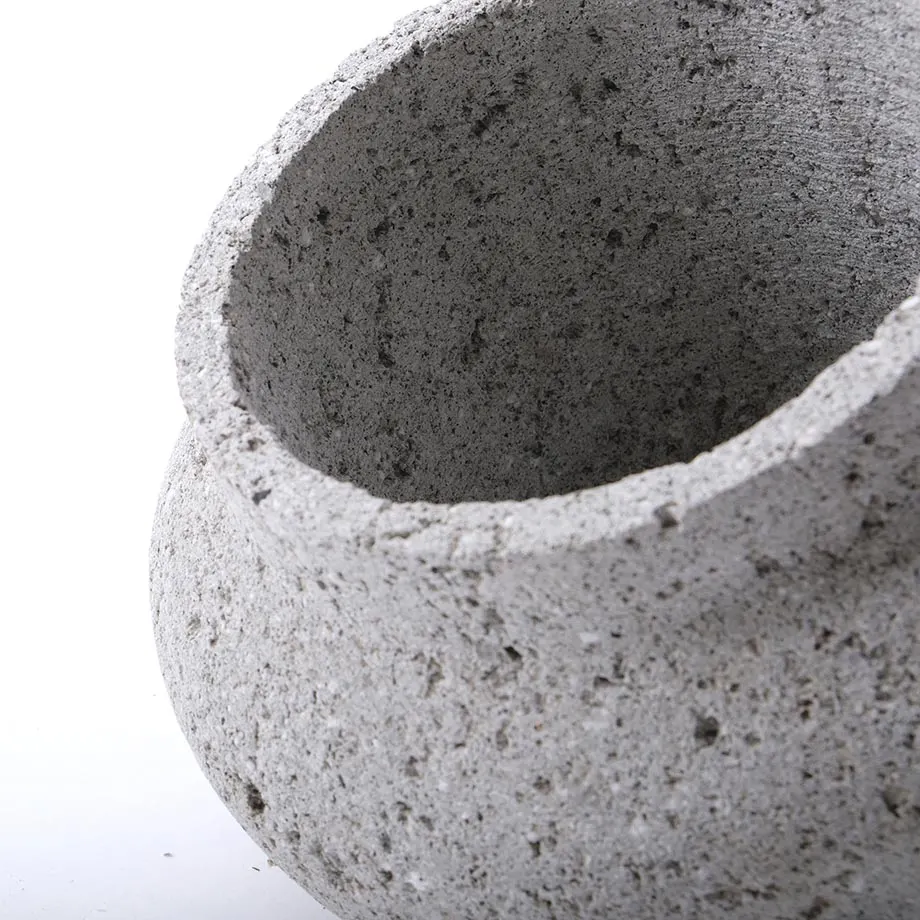2634 - Urn, image 4