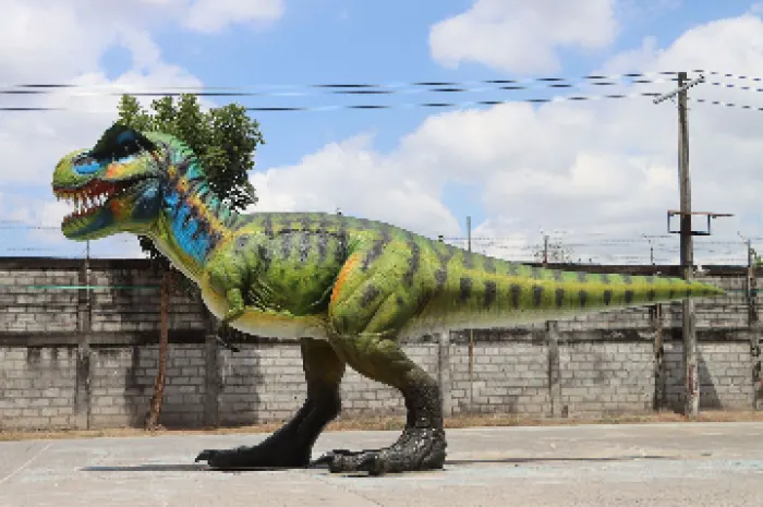 Giant 9 meter T-rex, image 1