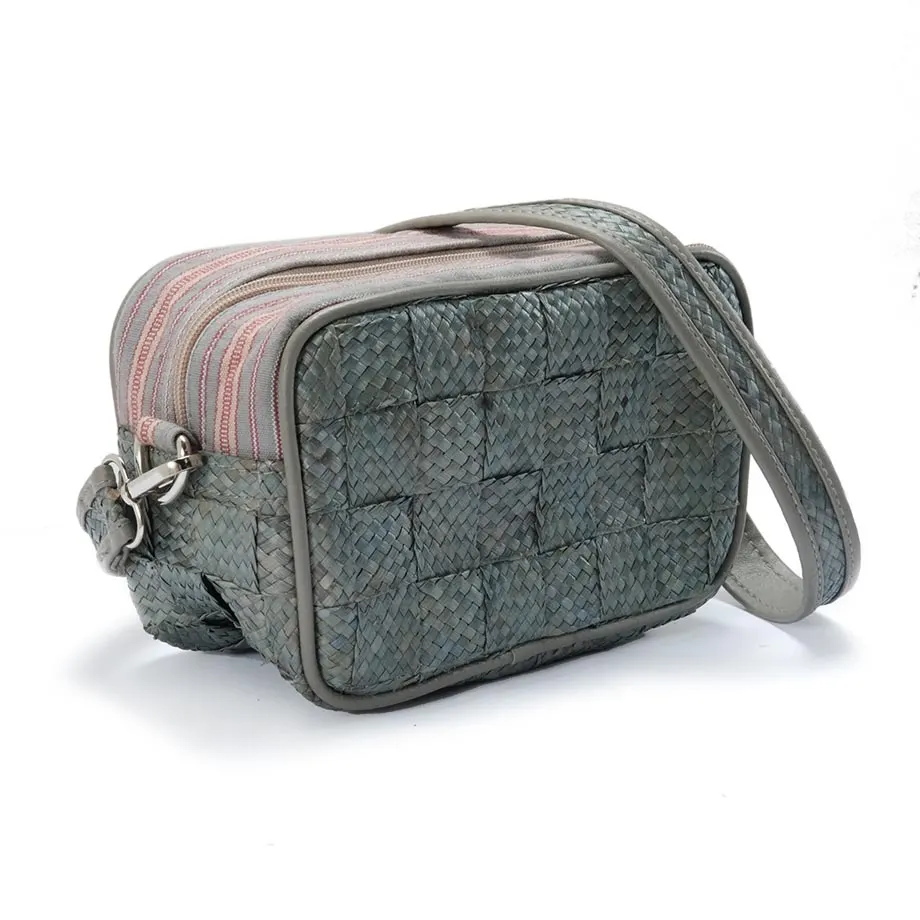 Tessa (Gray), image 4
