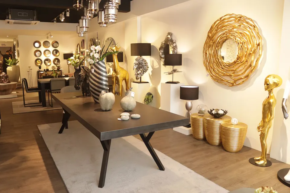 Flare Dining table 108", image 1