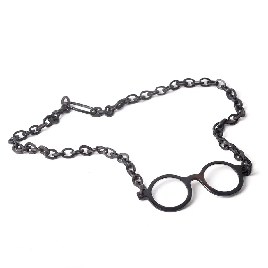 Necklace w/ Chain in Horn Strap w/ Round Frame Pendant, image 5