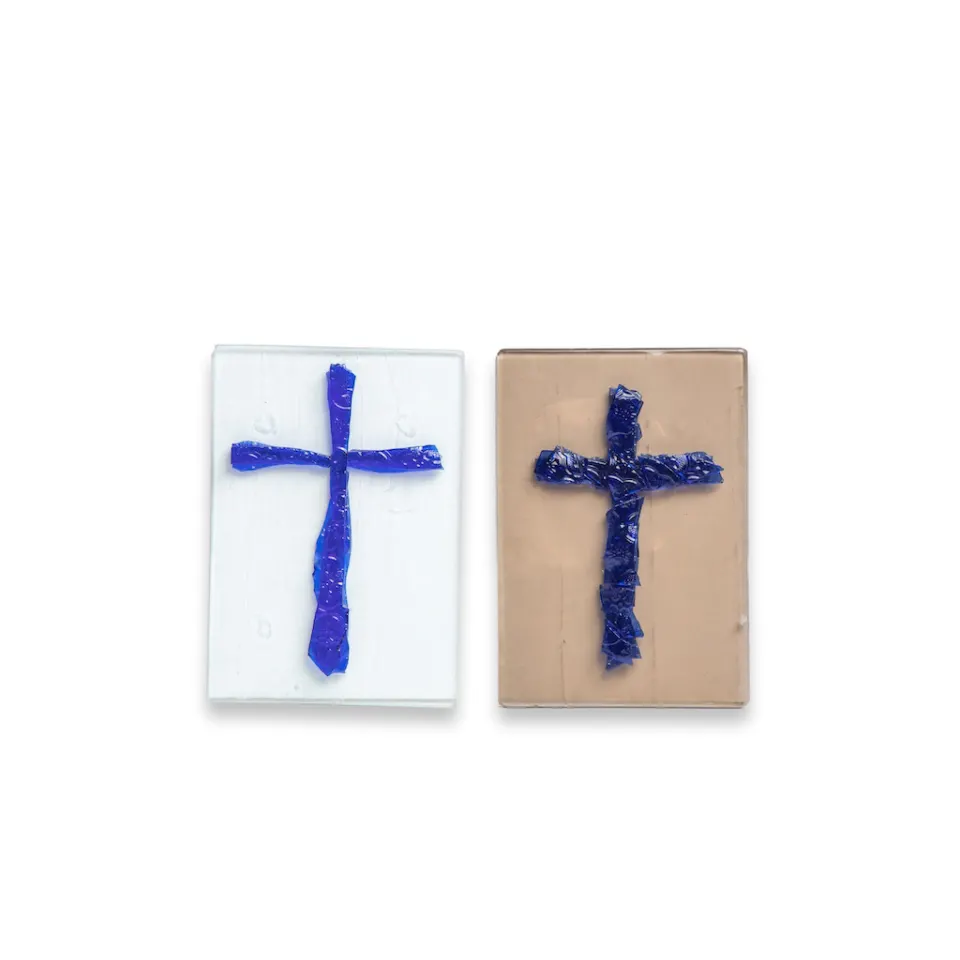 Glass Crucifix, image 2