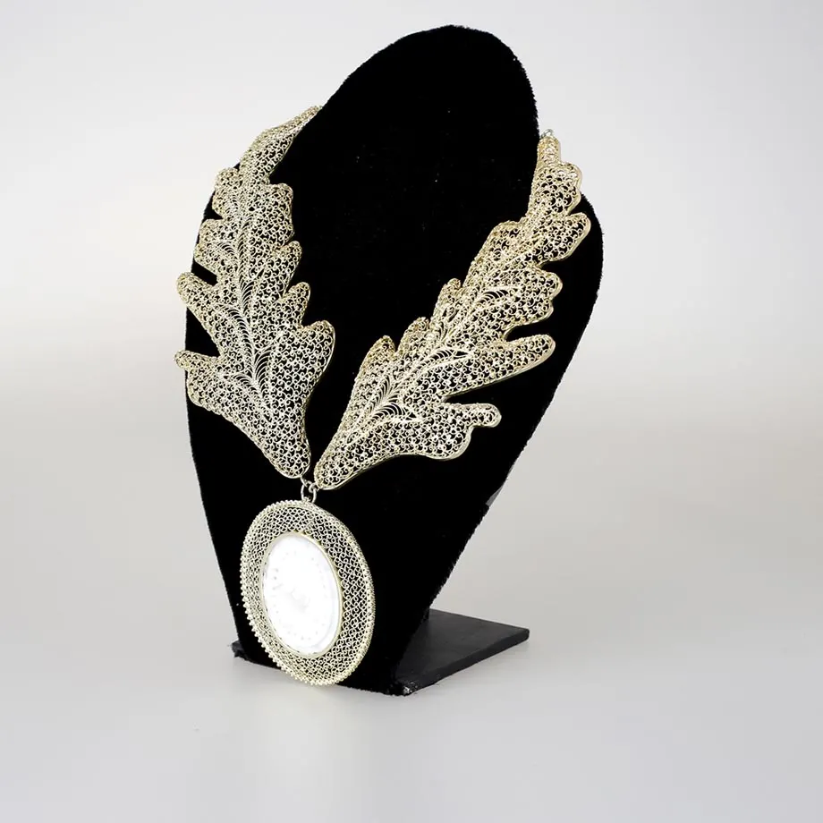 Oak Filigree Necklace with Mother of Pearl Cameo, image 2