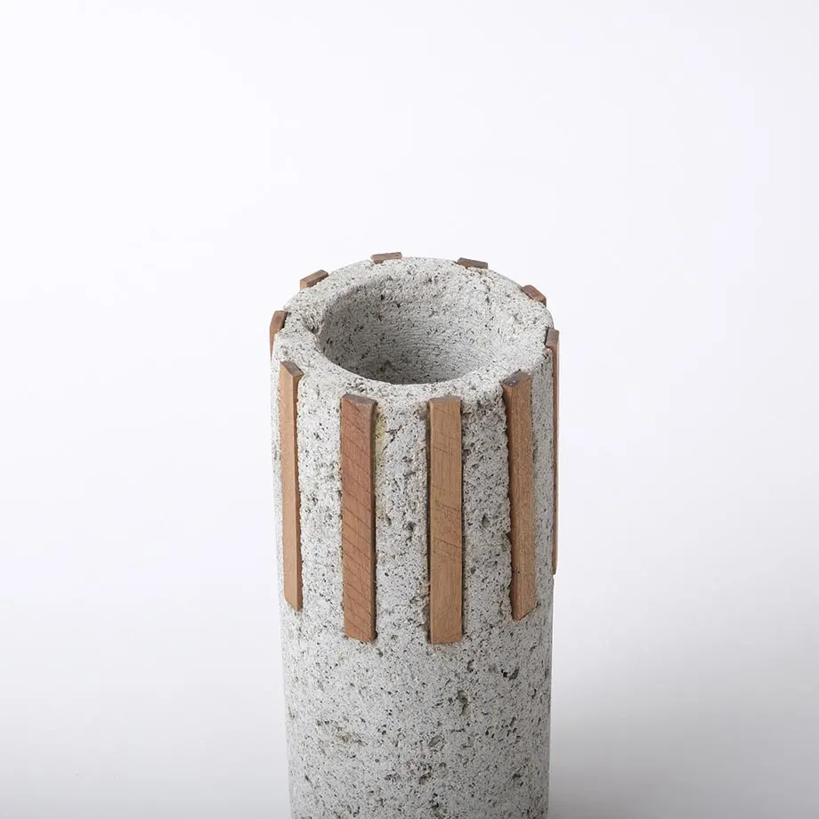 2507 – Flower vase, image 3