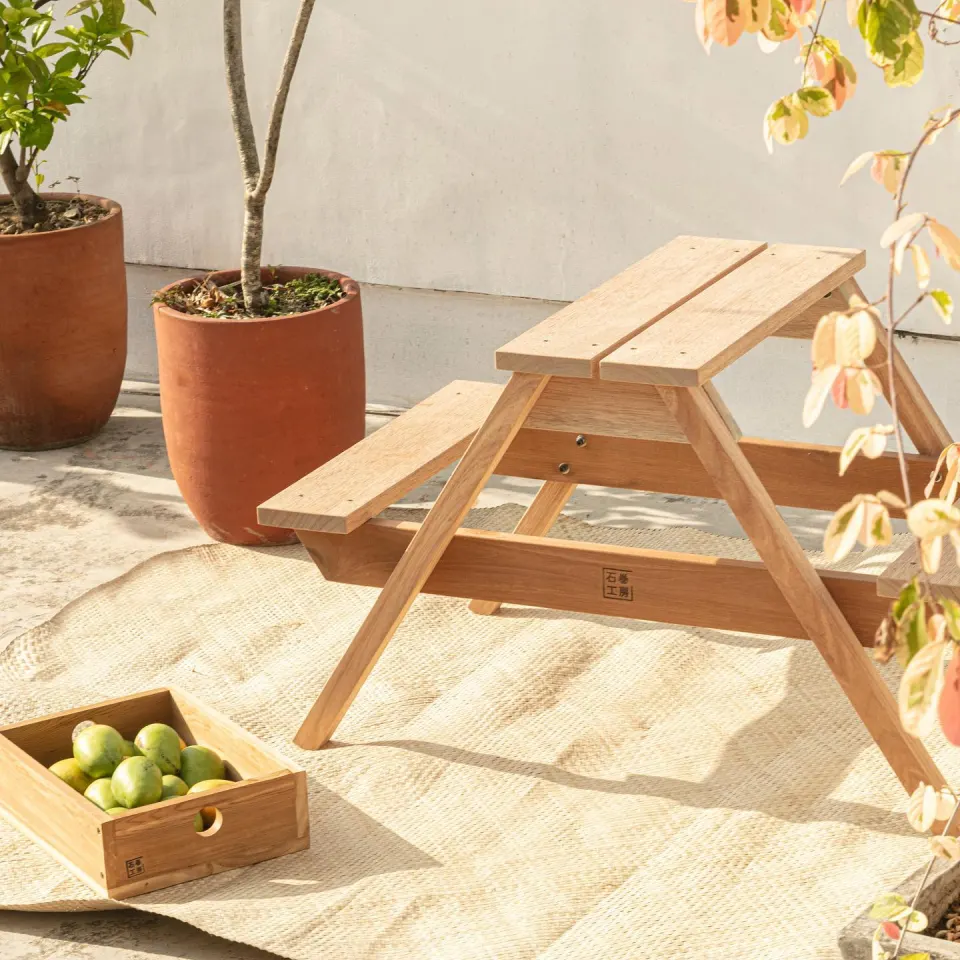 Little Picnic Table, image 2