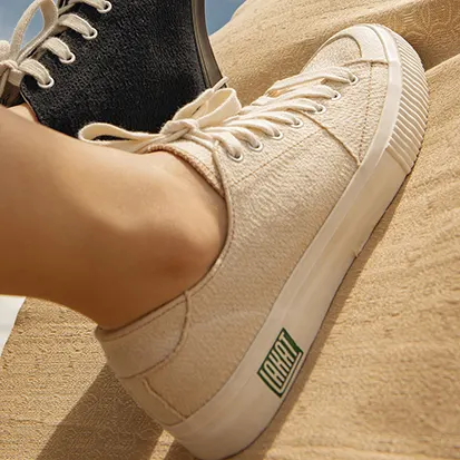 LAKAT SUSTAINABLE SNEAKERS - Low Cut, image 1