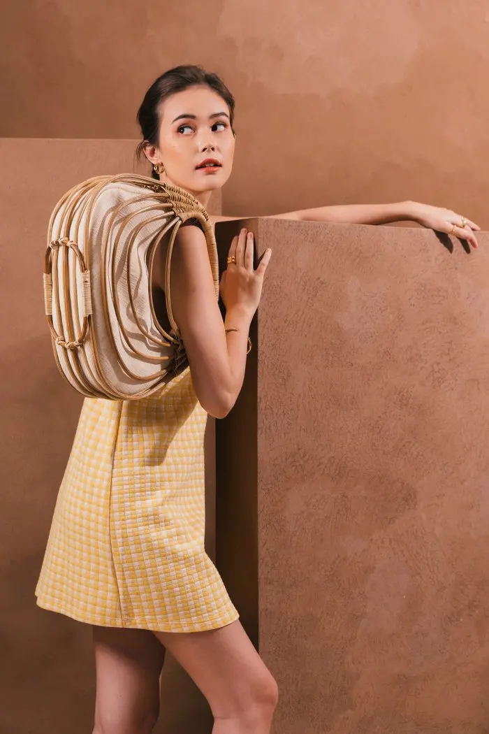 Curba Handbag in Natural, image 1