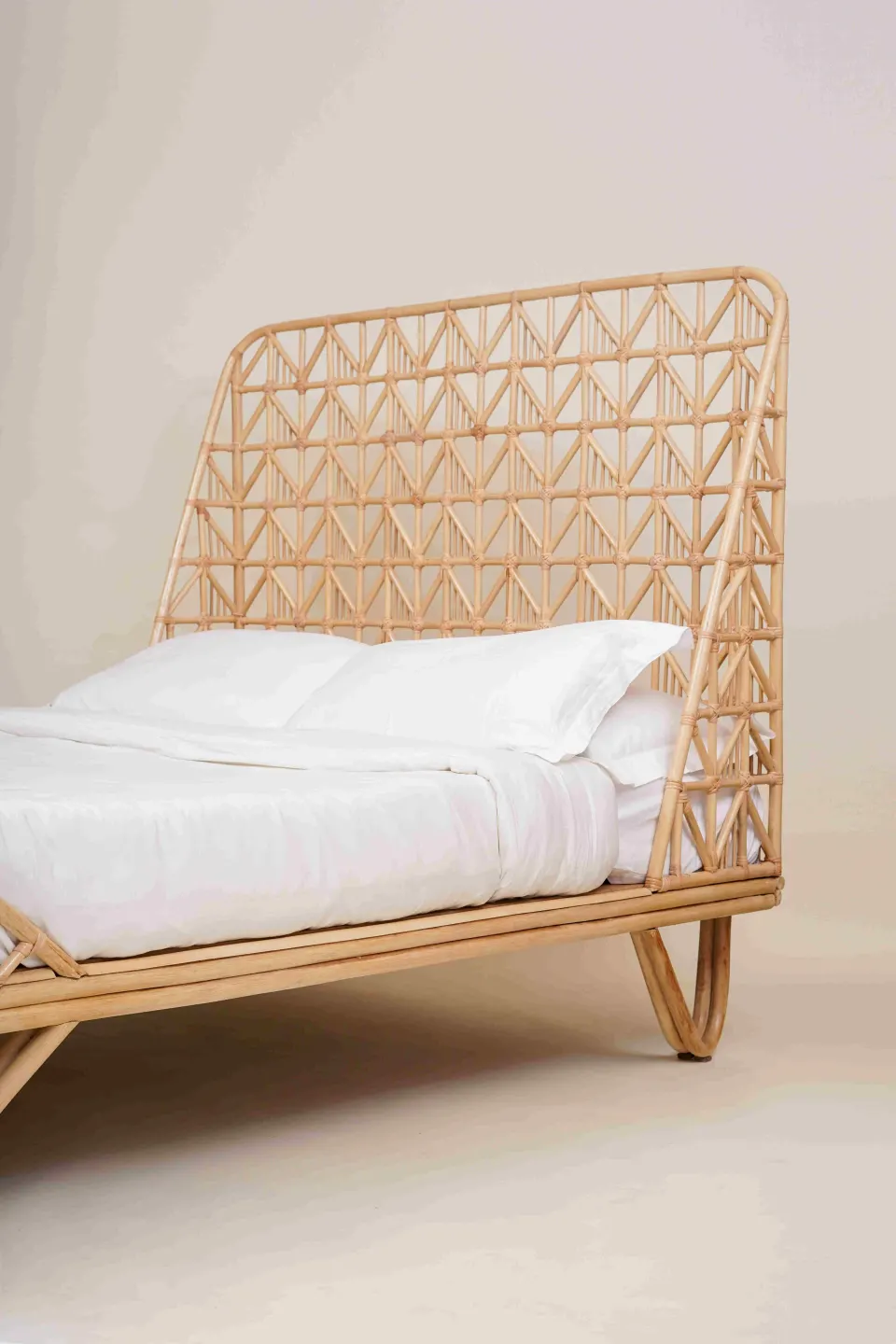 Catalunya Queen Size Bed, image 2