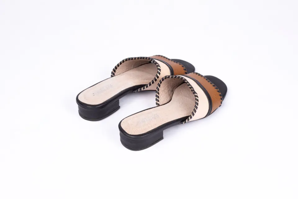 Footwear 15, image 3