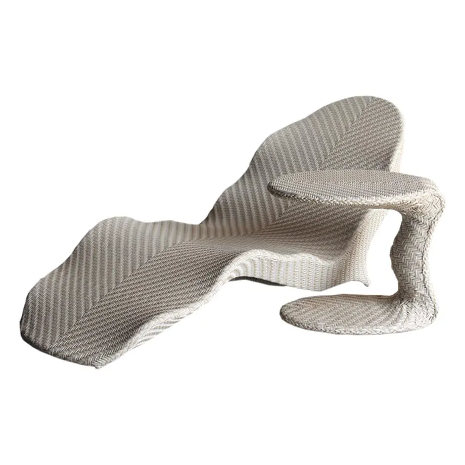 Polonia Chaise Lounge and Polonia Side Table