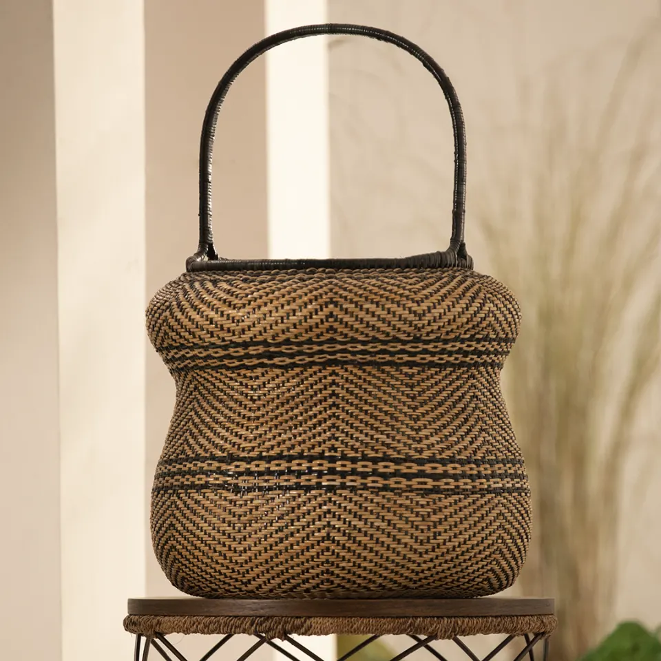 Bucket Bag, image 1
