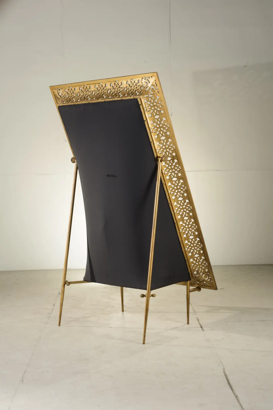 Golden Sheik Frame Chair, image 3