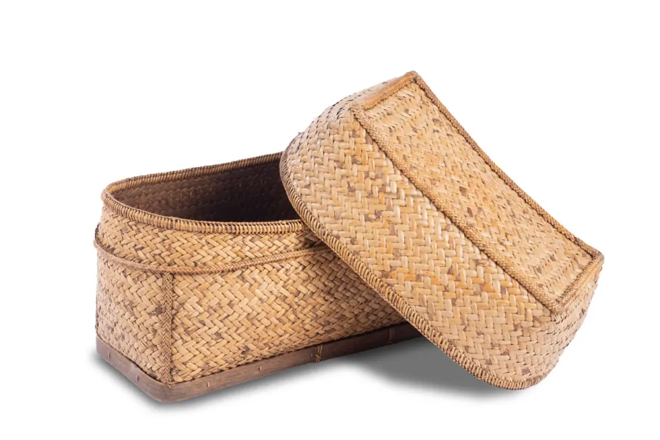 Tampipi (Antique Handwoven Rattan Chestbox with Cover), image 4