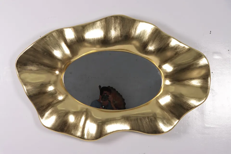 Dali Mirror, image 1