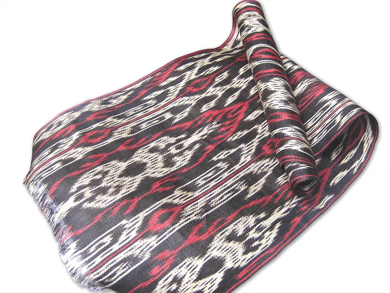 T’nalak Table Runner, image 1
