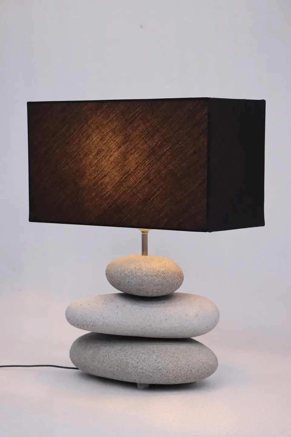 pebble lamp, image 3