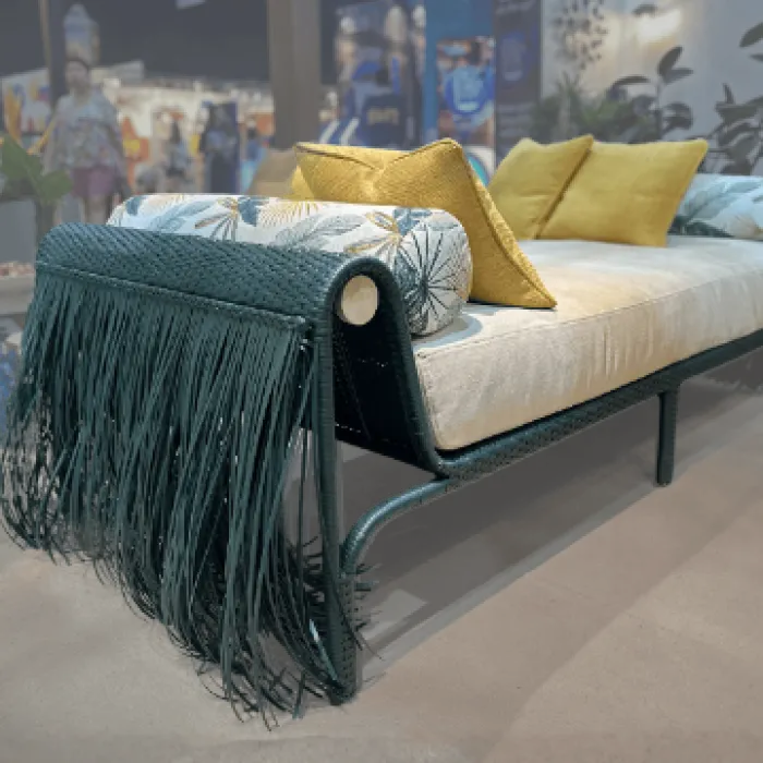 Mama Chaise Lounge
