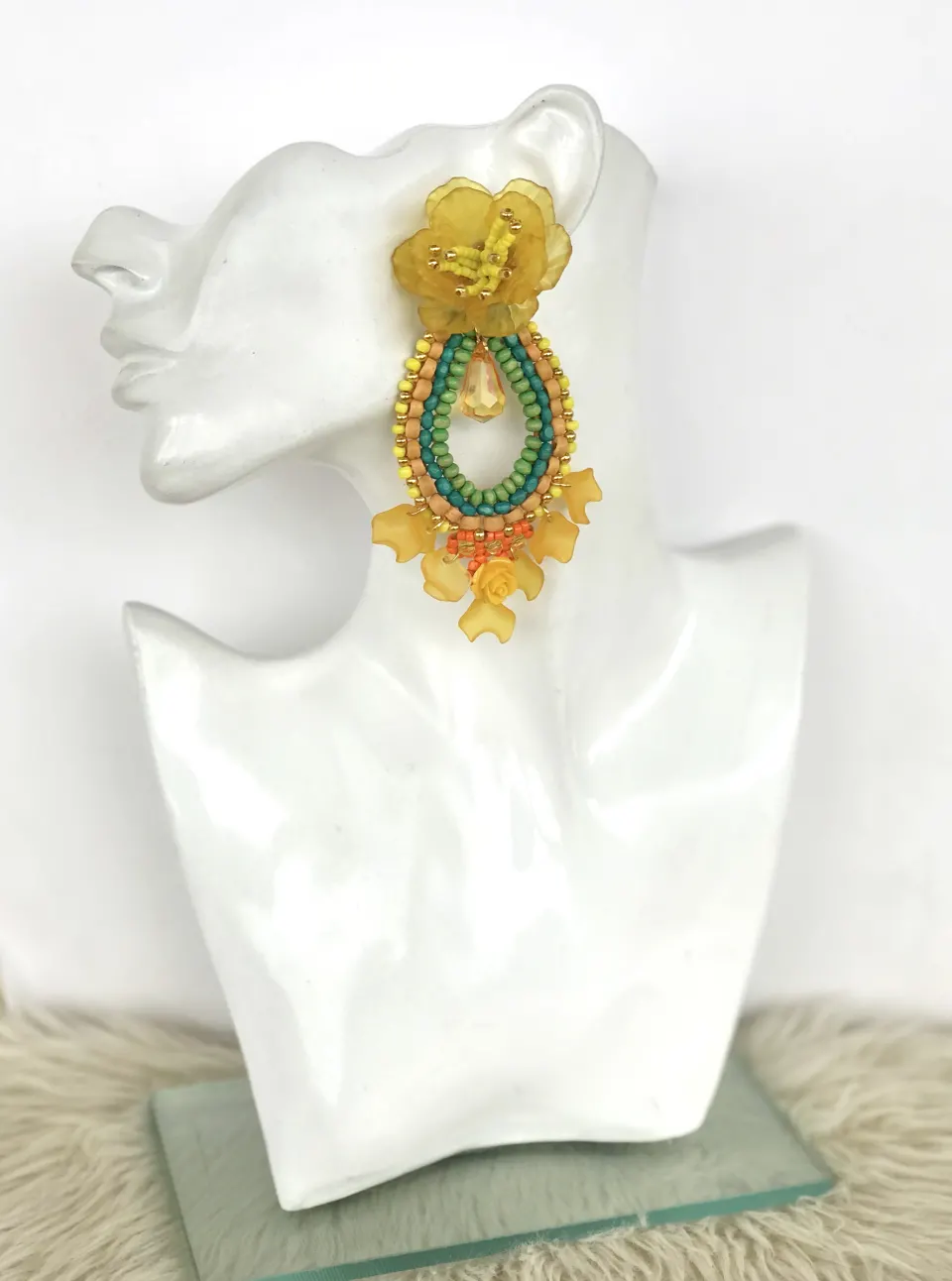  Golden Rocio, image 2