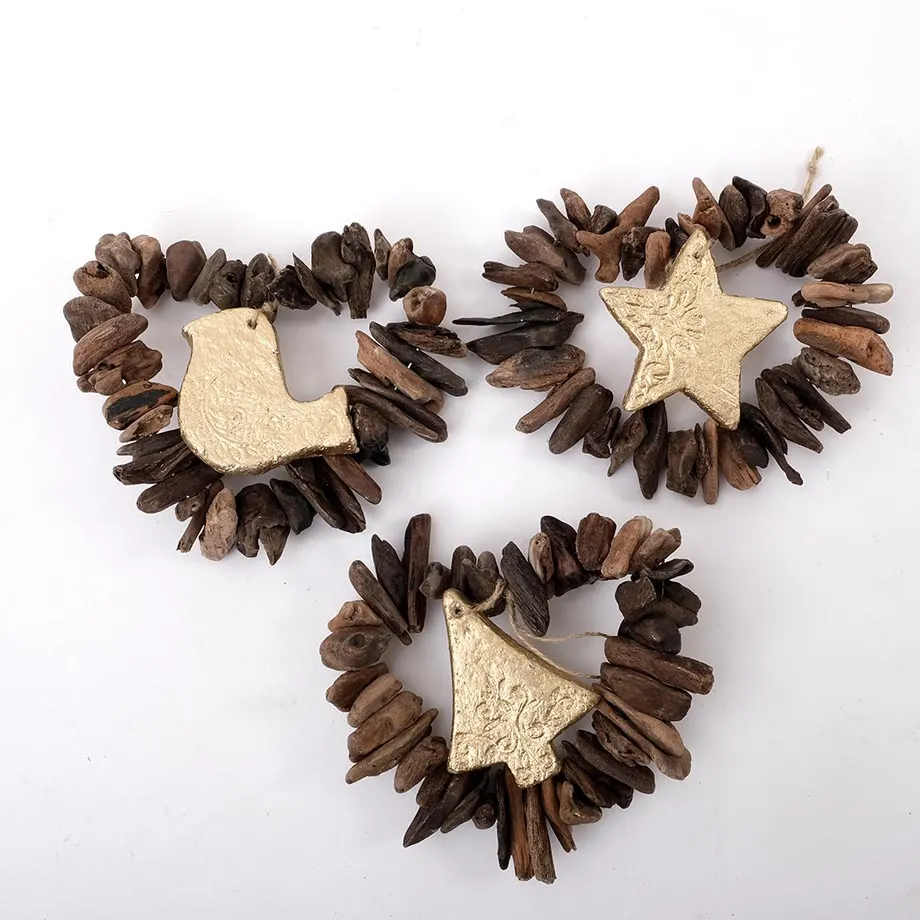 S3 Round Driftwood Ornament with Pulp Shapes Accents, image 2