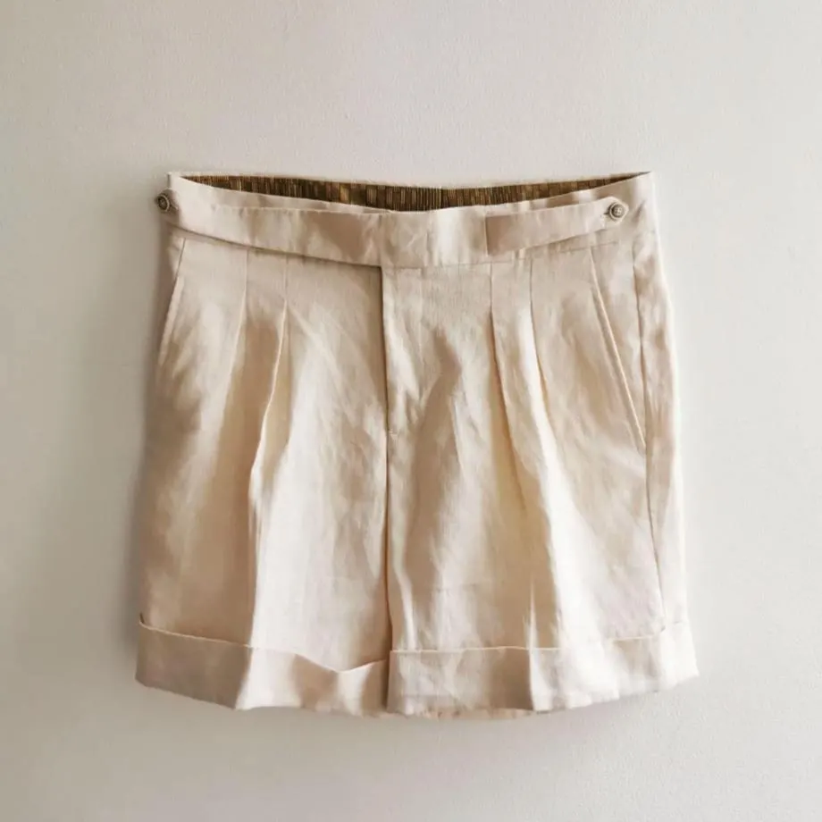 Porma Shorts (Cream Linen)