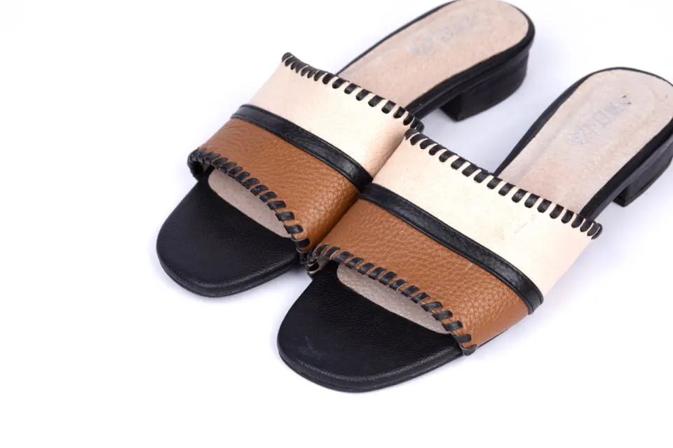 Footwear 15, image 5