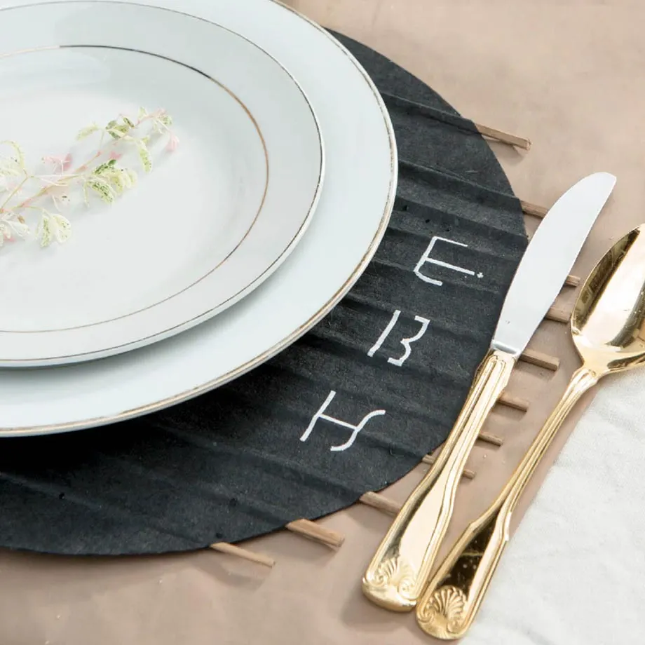Washable Paper Placemats (Natural with Blue Strip Round), image 4