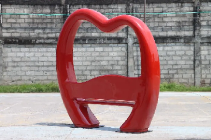 Lover's lounge, image 2