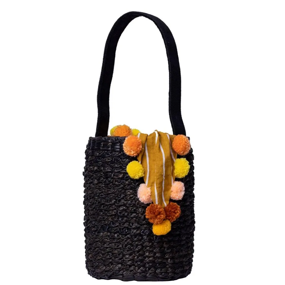 Zena bucket bag , image 1