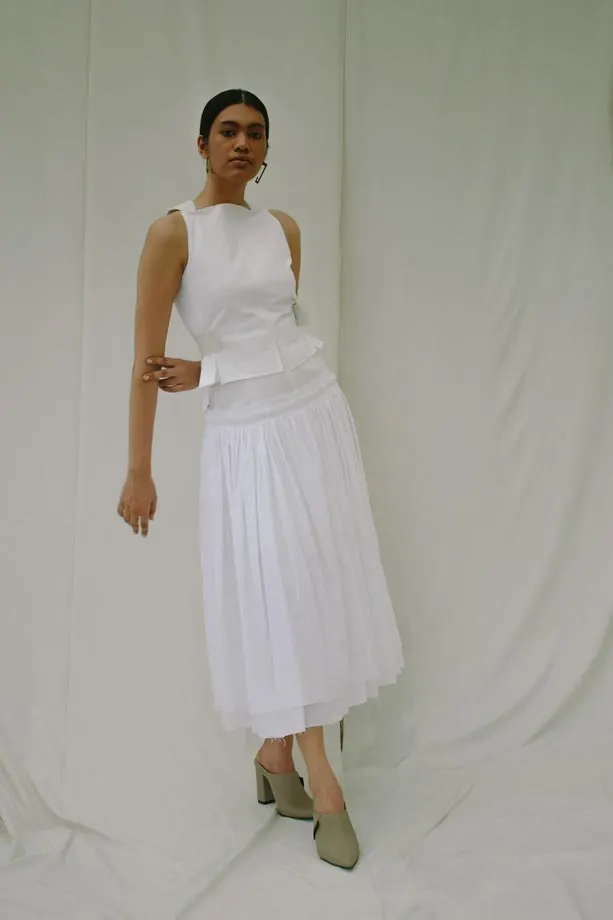 Look 6: Apron Top & Reverse TL Skirt, image 1
