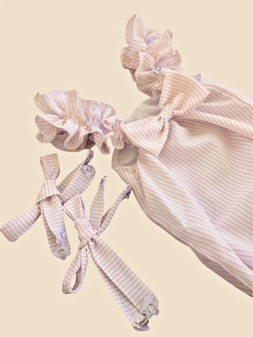 ' LILOU ' Onesie, image 5