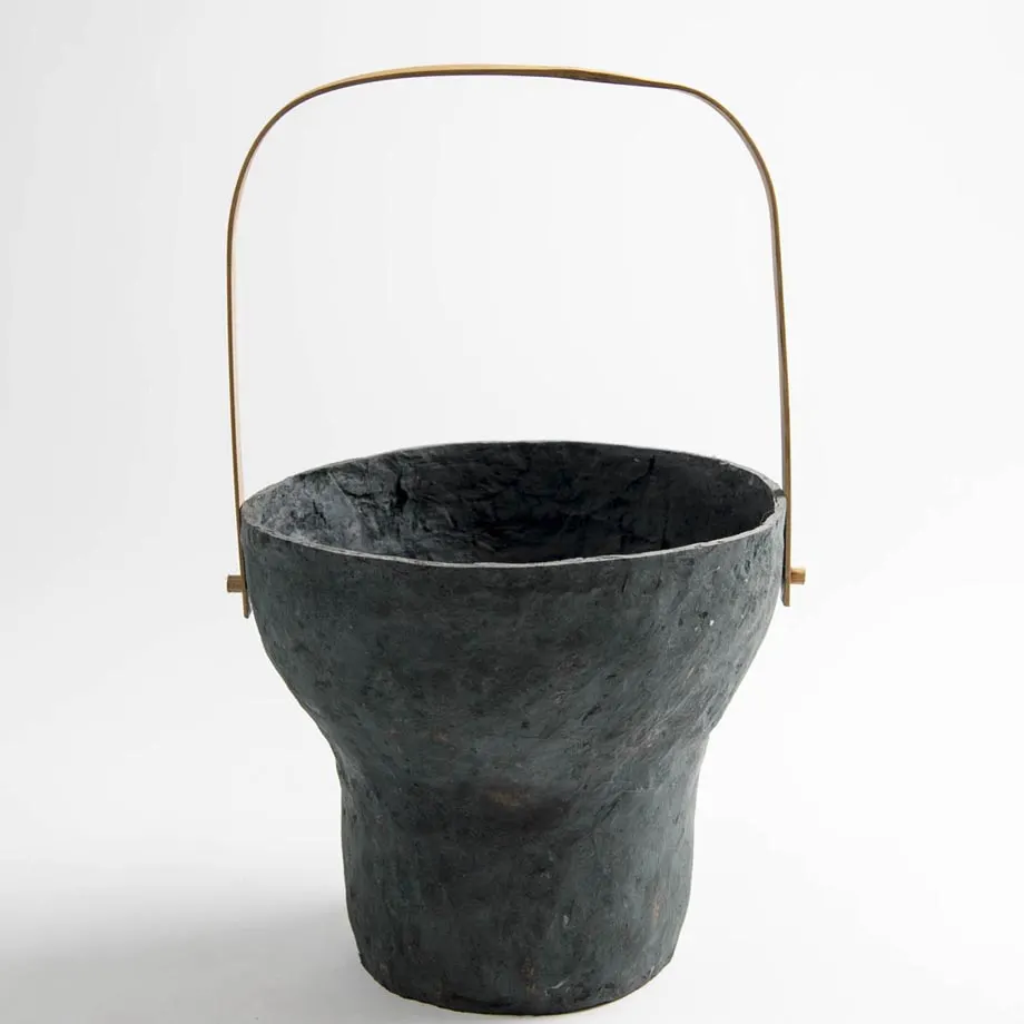 Paper Clay Vase (Dark Grey Single), image 1