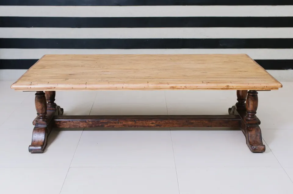Traditional Style Coffee Table