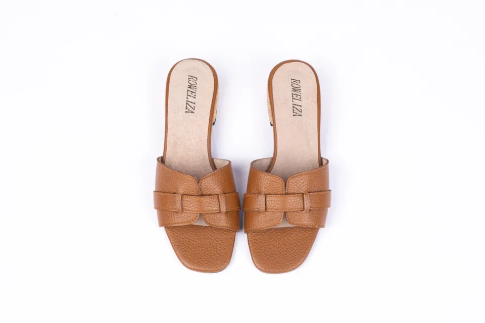 Footwear 3, image 1